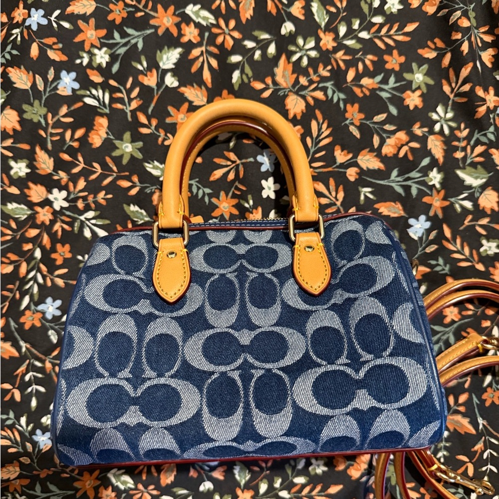 ONLY USED ONCE Coach Blue Signature Denim Satchel with Tan Leather Handles - Picture 3 of 6